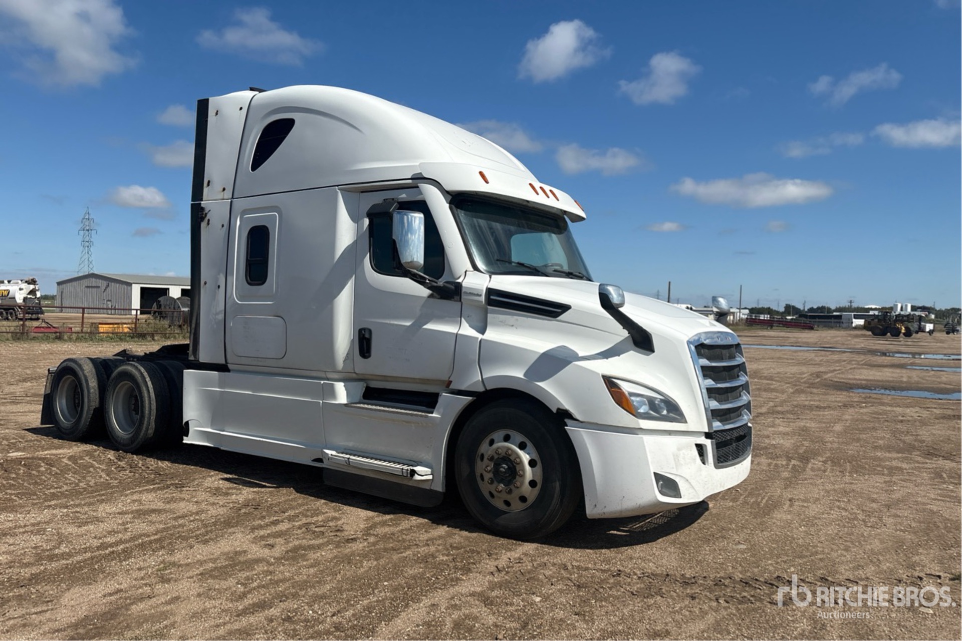 2022 Freightliner CASCADIA 126