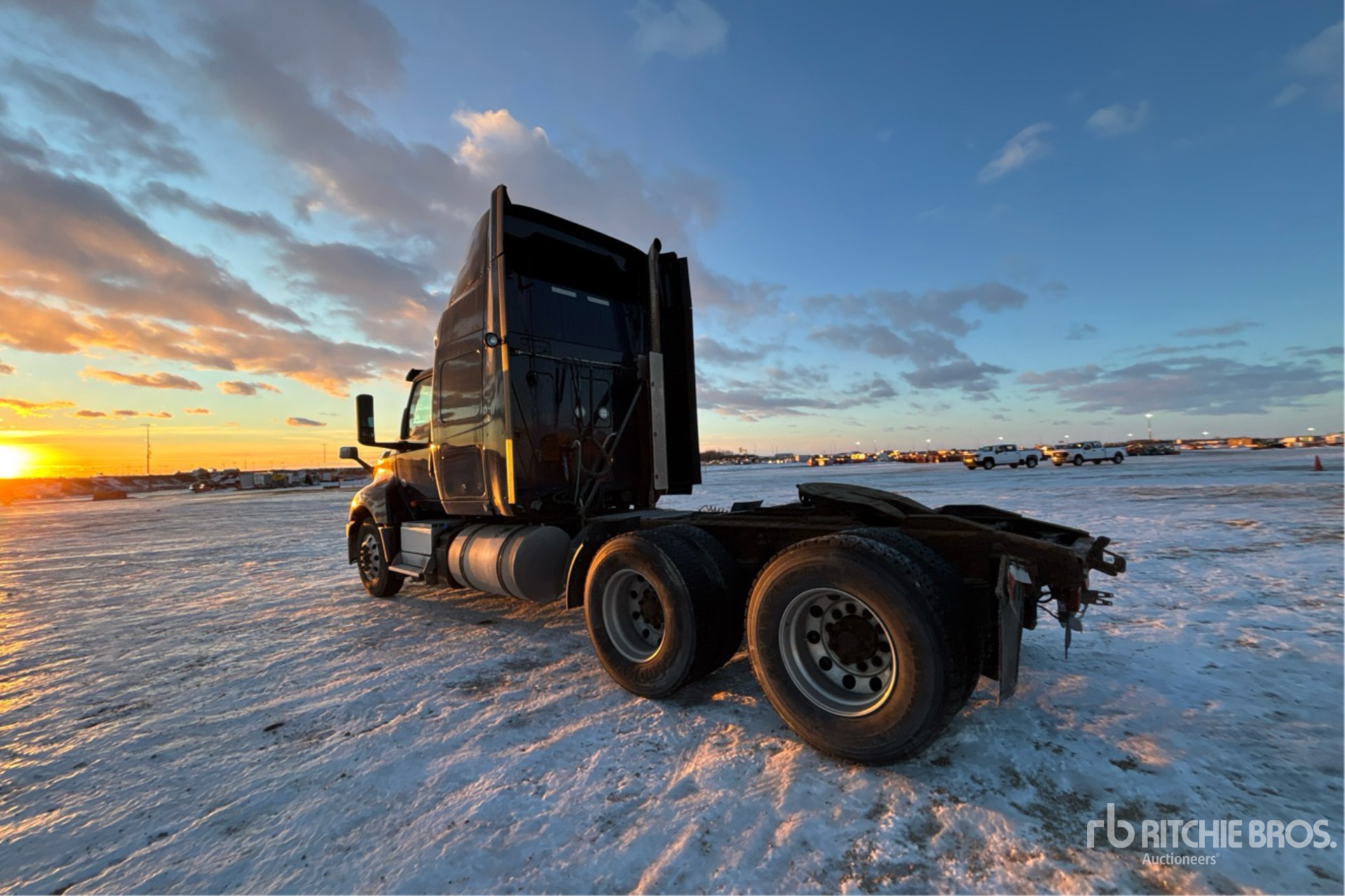 General Appearance with Imagen: esquina trasera izquierda