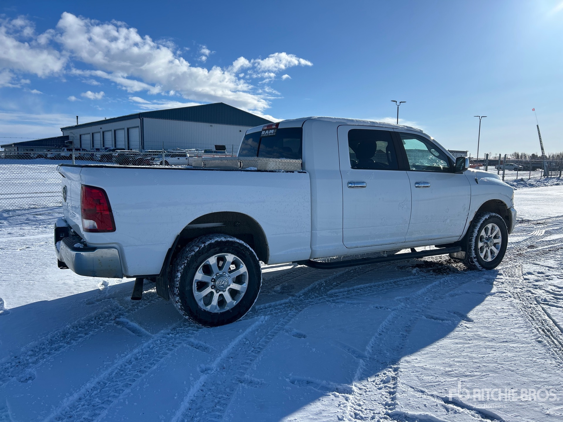 General Appearance with Imagen: esquina trasera derecha