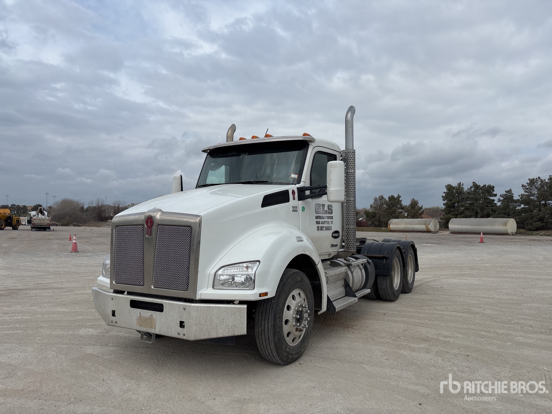 General Appearance with Spin