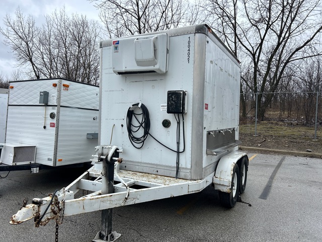 2000 (unverified) Kidron 9 ft T/A Beverage Refrigerated Trailer With 4 Taps W/ Power Specialty Trailer 2000 (unverified) Kidron 9 ft T/A Beverage Refrigerated Trailer With 4 Taps W/ Power Specialty Trailer