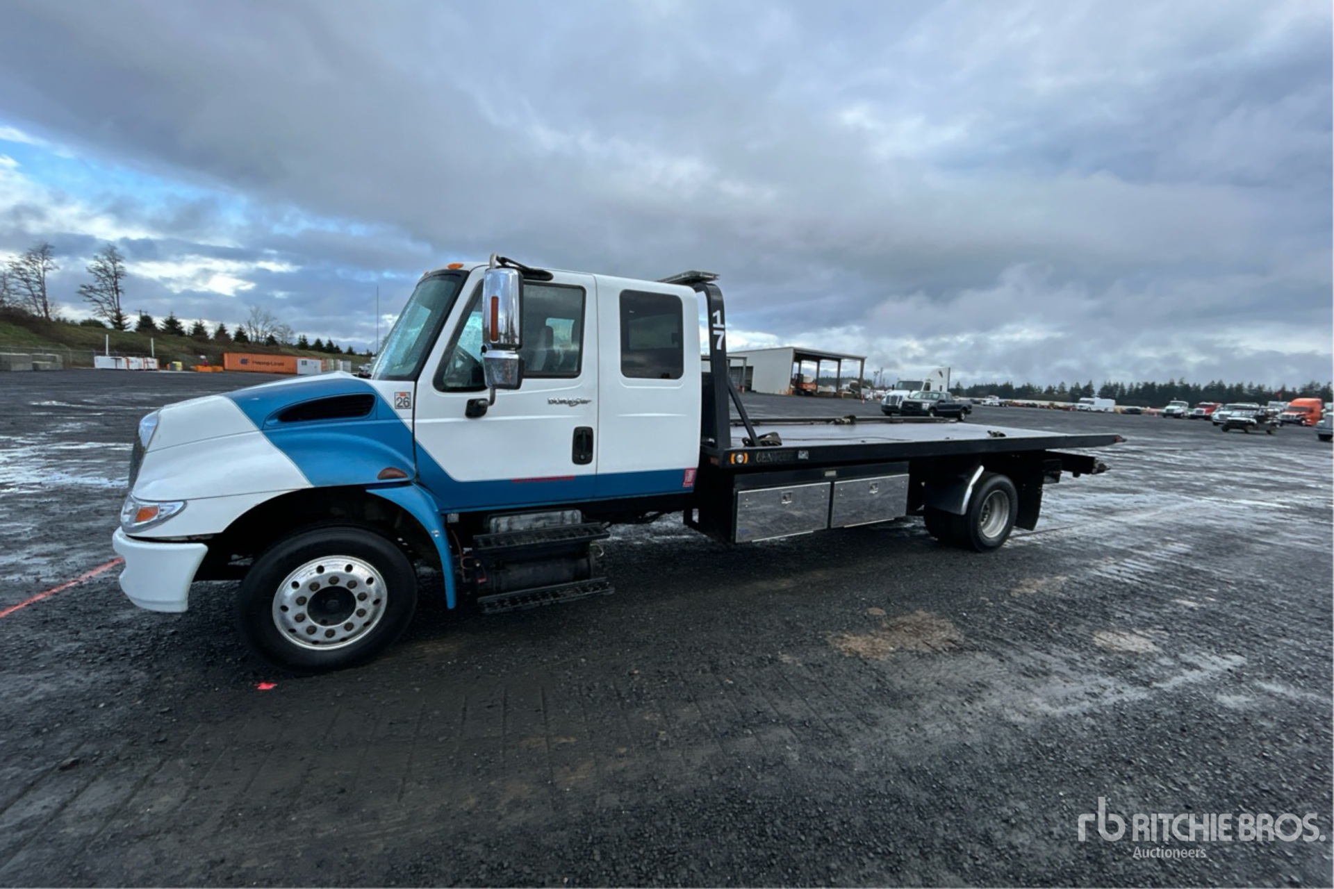 General Appearance with Picture, Left Front Corner