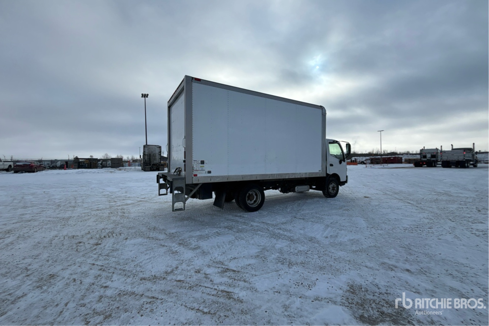 General Appearance with Imagen: esquina trasera derecha