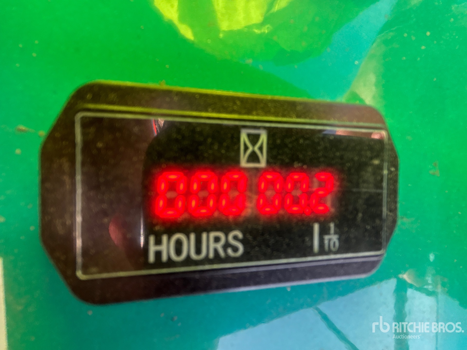 General Appearance with Horímetro / Odómetro