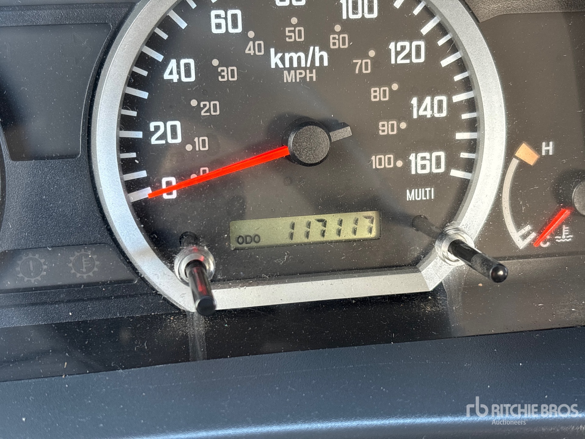 General Appearance with Hour Meter / Odometer