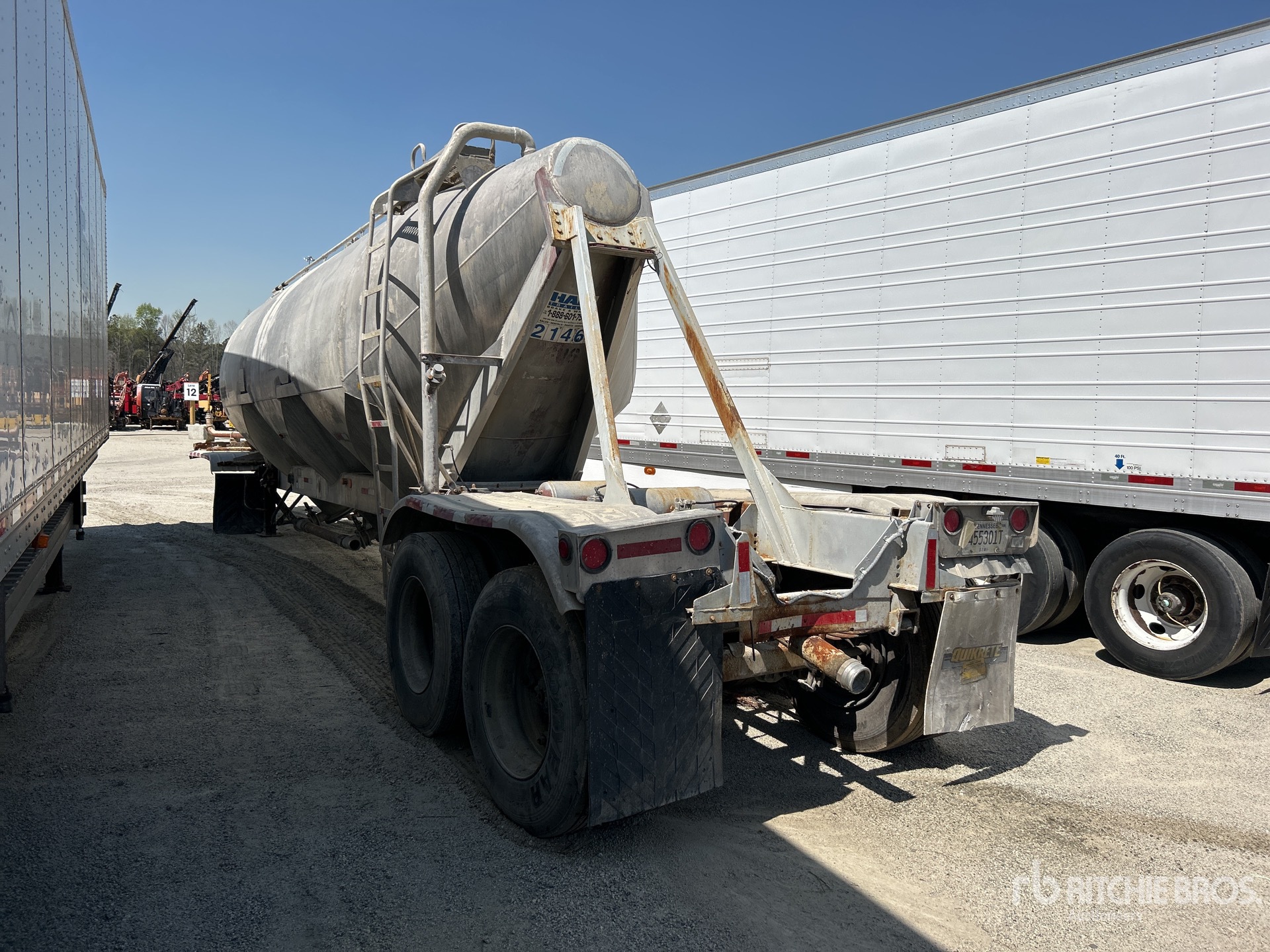 General Appearance with Imagen: esquina trasera izquierda