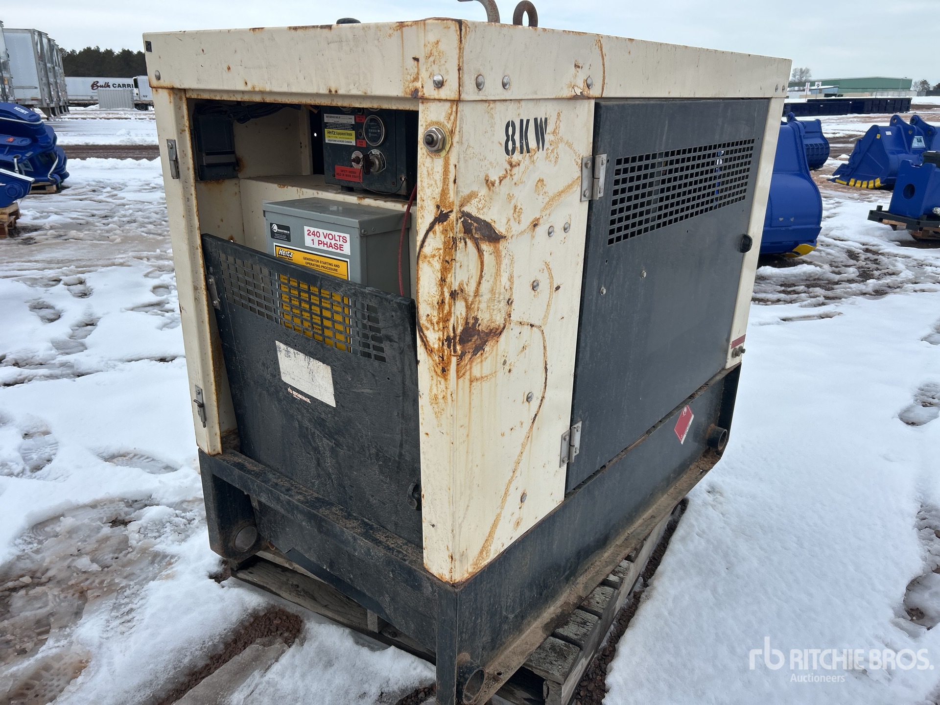 General Appearance with Picture, Left Rear Corner