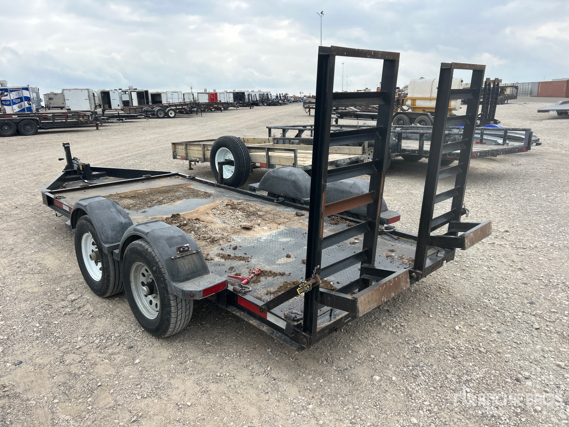 General Appearance with Picture, Left Rear Corner