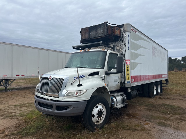 2020 International MV607 6x4 Van Truck