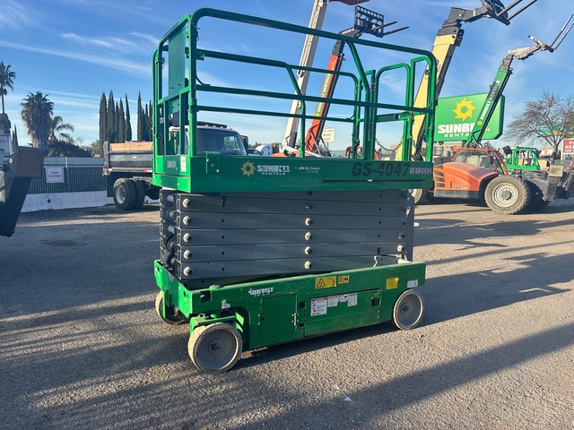 2017 Genie GS-4047 Electric Scissor Lift