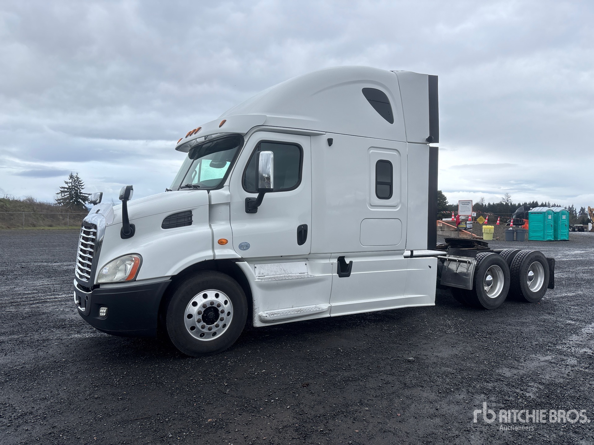 General Appearance with Featured Photo