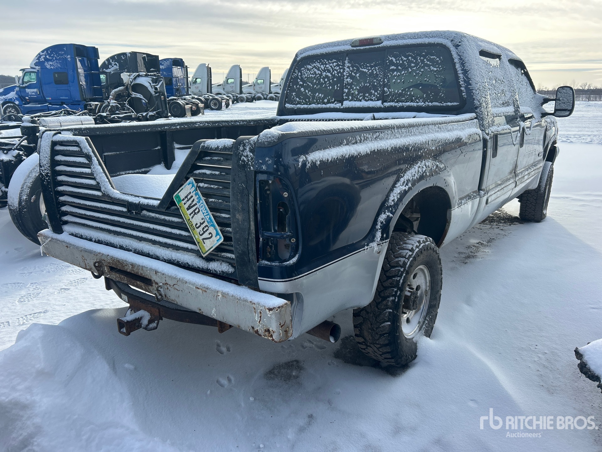 General Appearance with Foto, angolo anteriore sinistro