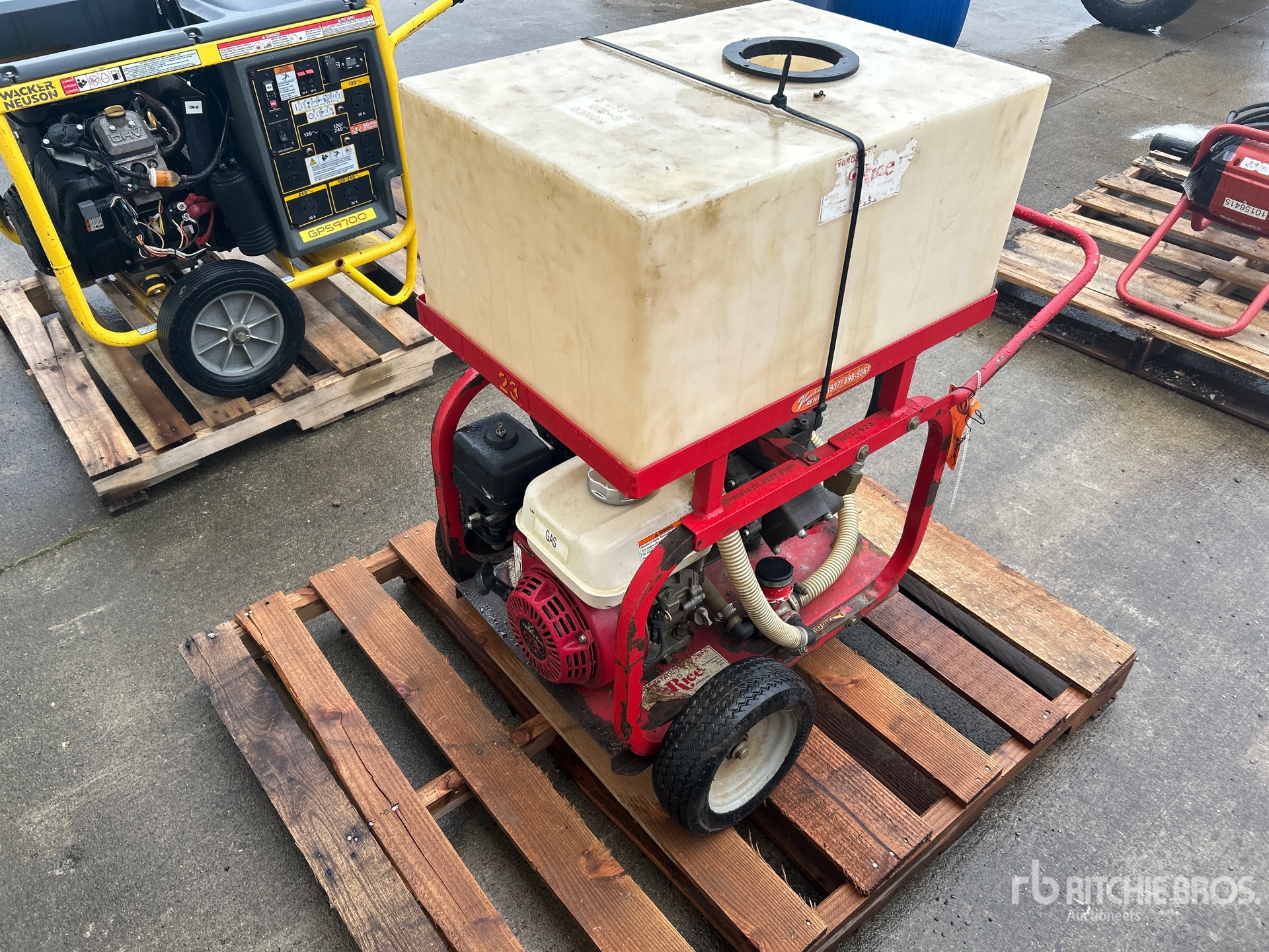 General Appearance with Picture, Left Front Corner