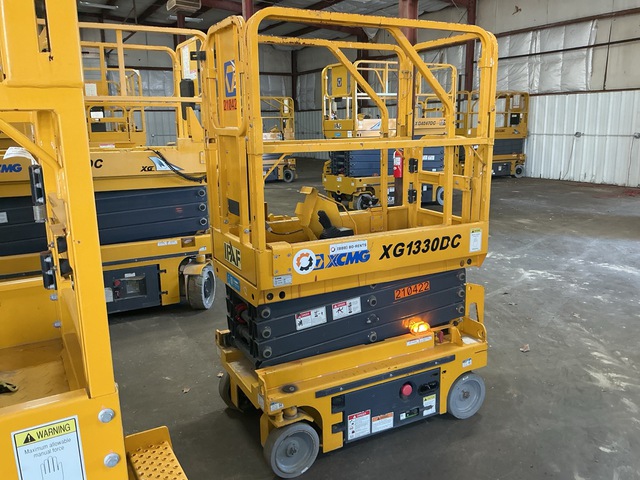 2021 XCMG XG1330DC Electric Scissor Lift