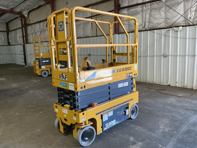 2021 XCMG XG1930DC Electric Scissor Lift