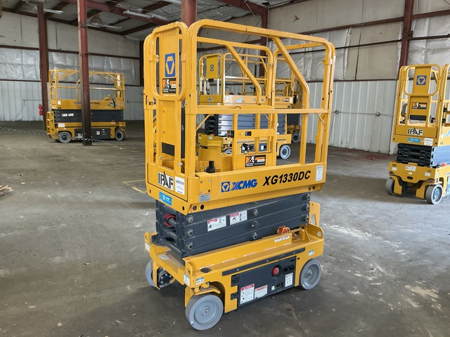 2021 XCMG XG1330DC Electric Scissor Lift