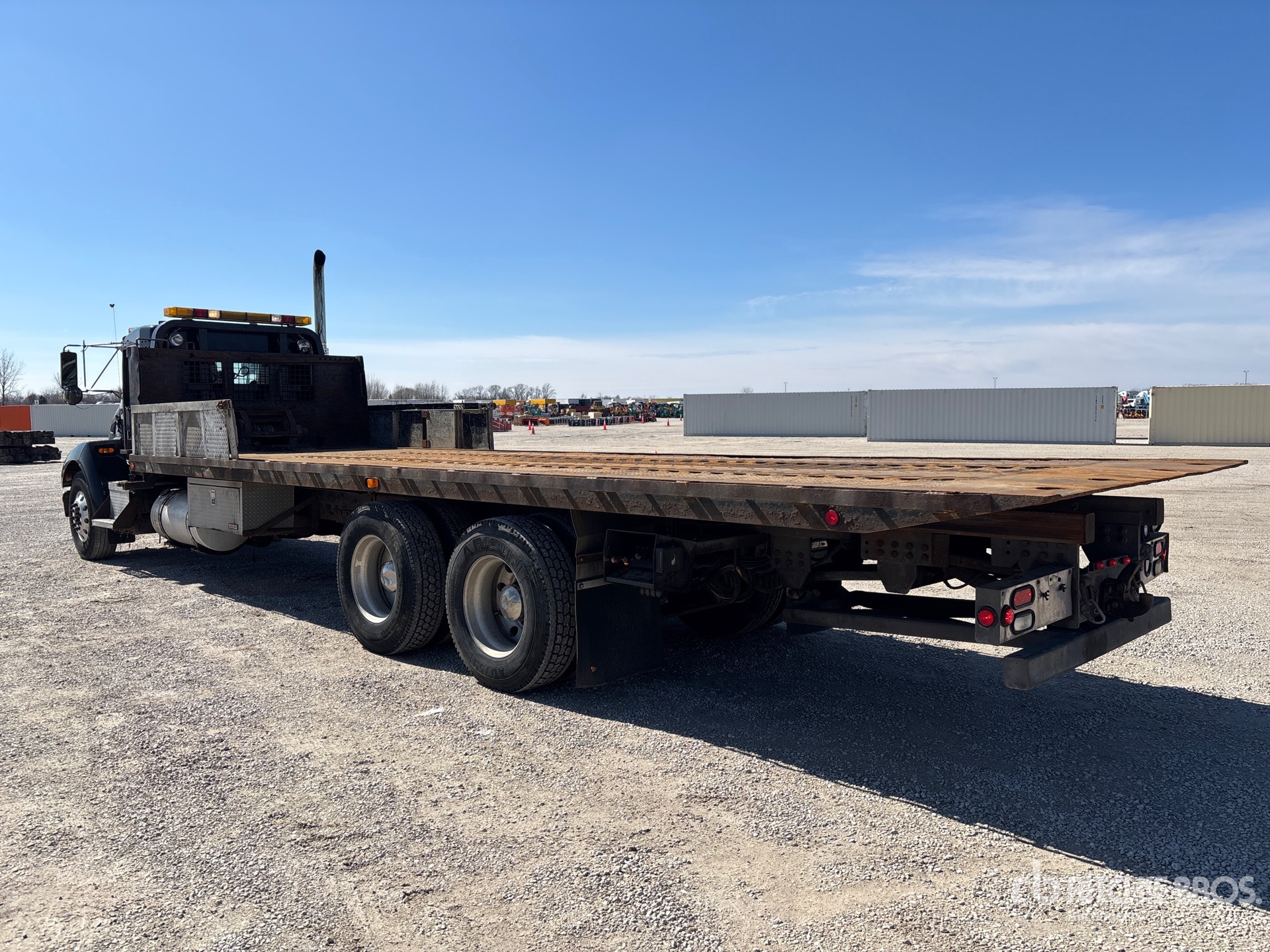 Aspect général with Image, coin arrière gauche