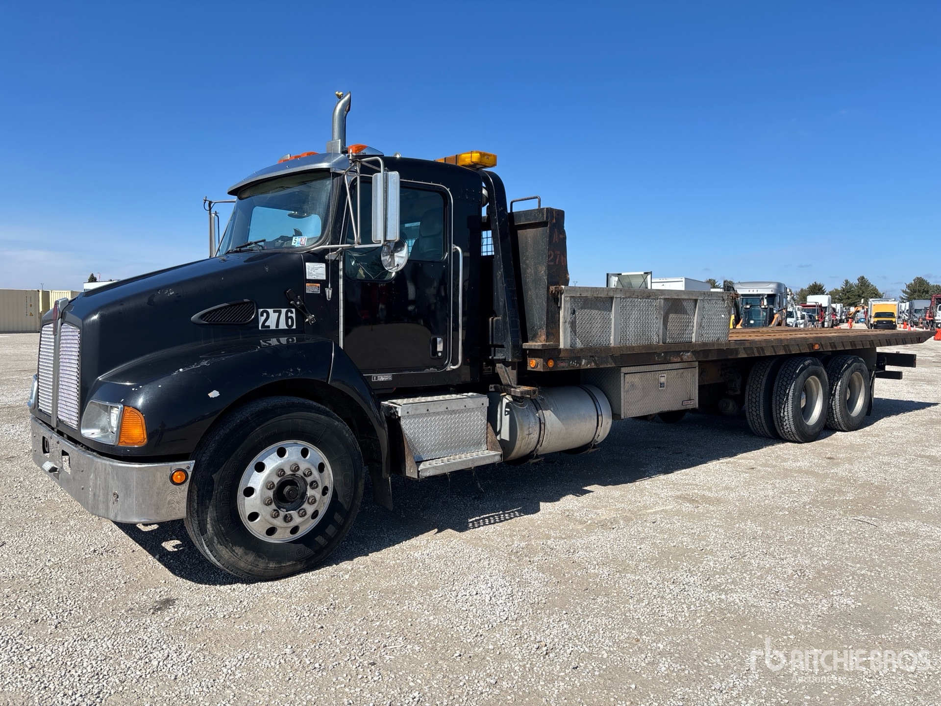 Aspect général with Image, coin avant gauche