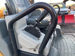 Chassis with Hauptzylinder-/Bremsregler