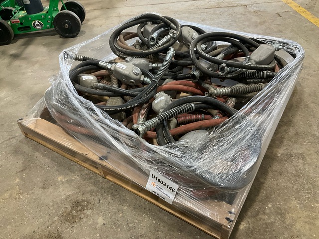 Quantity of (20) In-line Air Tool Lubricators on 3/4&rdquo; Hose - Fits Pneumatic breakers, hammers, etc.