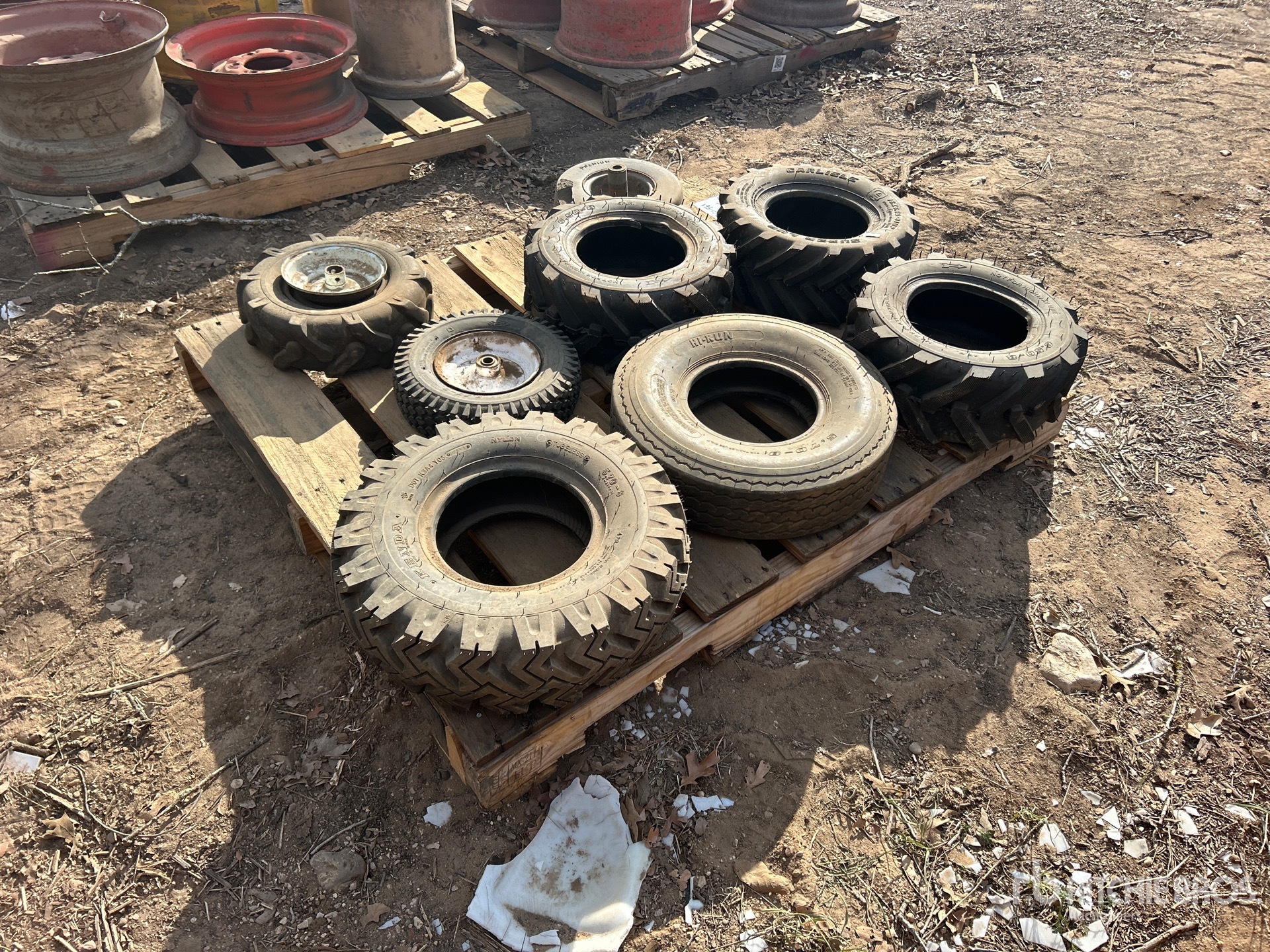 General Appearance with Foto, angolo anteriore destro