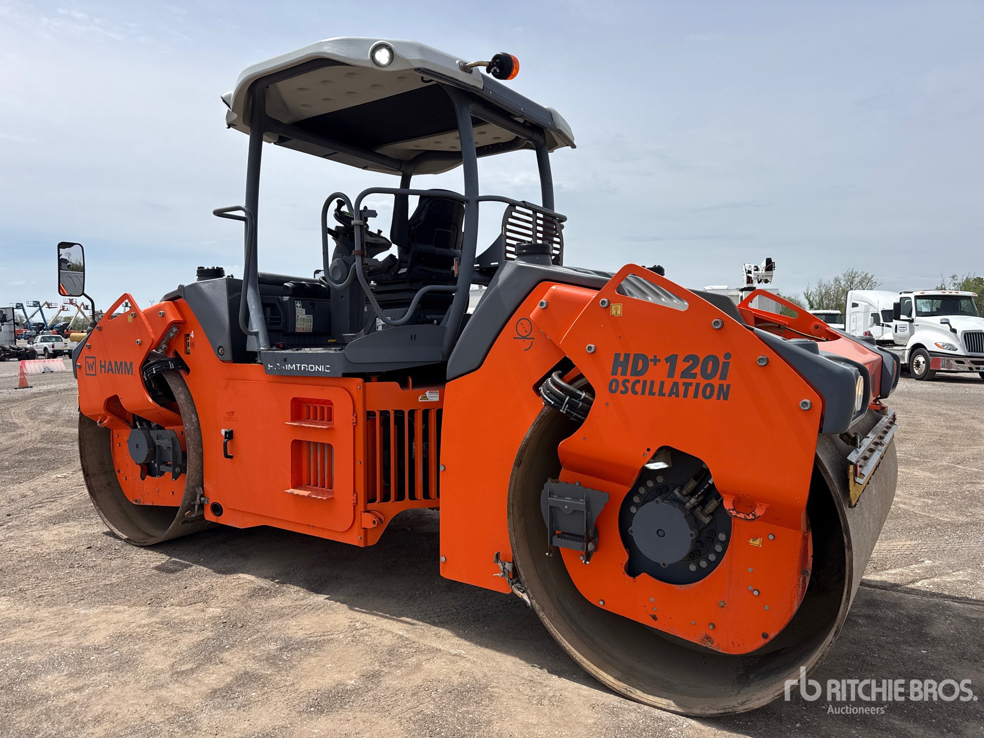 2021 Hamm HD+ 120I VO