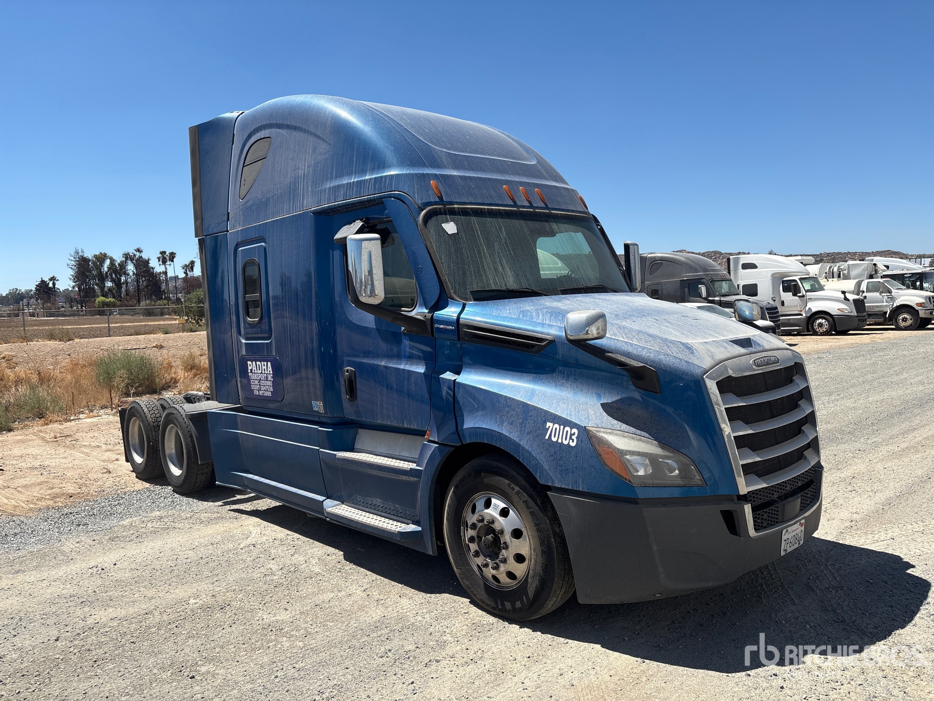2022 Freightliner CASCADIA 126
