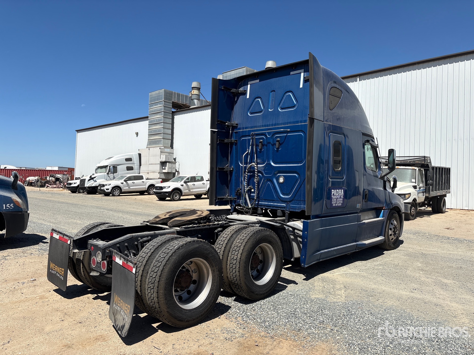 2022 Freightliner CASCADIA 126