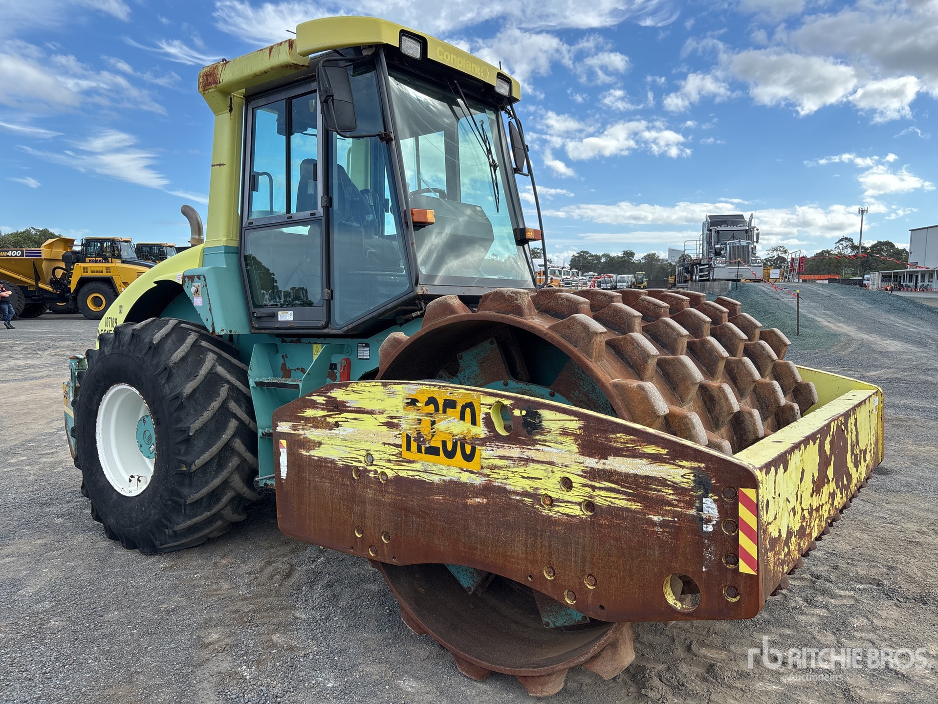 General Appearance with Picture, Right Front Corner