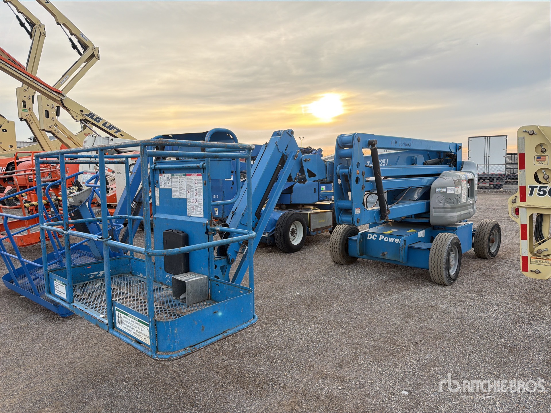 General Appearance with Image, coin avant gauche