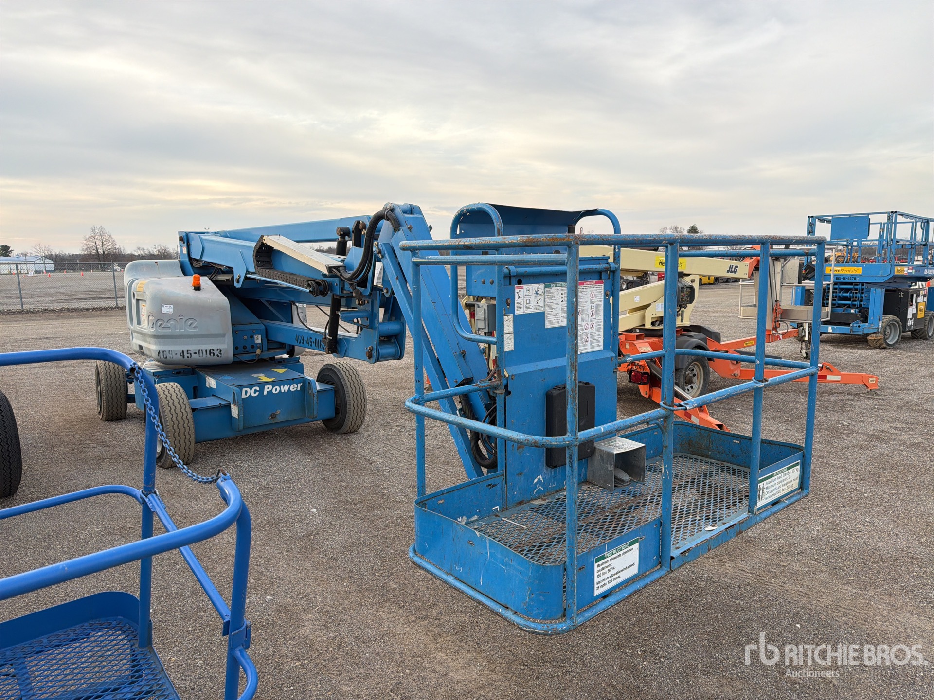 General Appearance with Image, coin avant droit