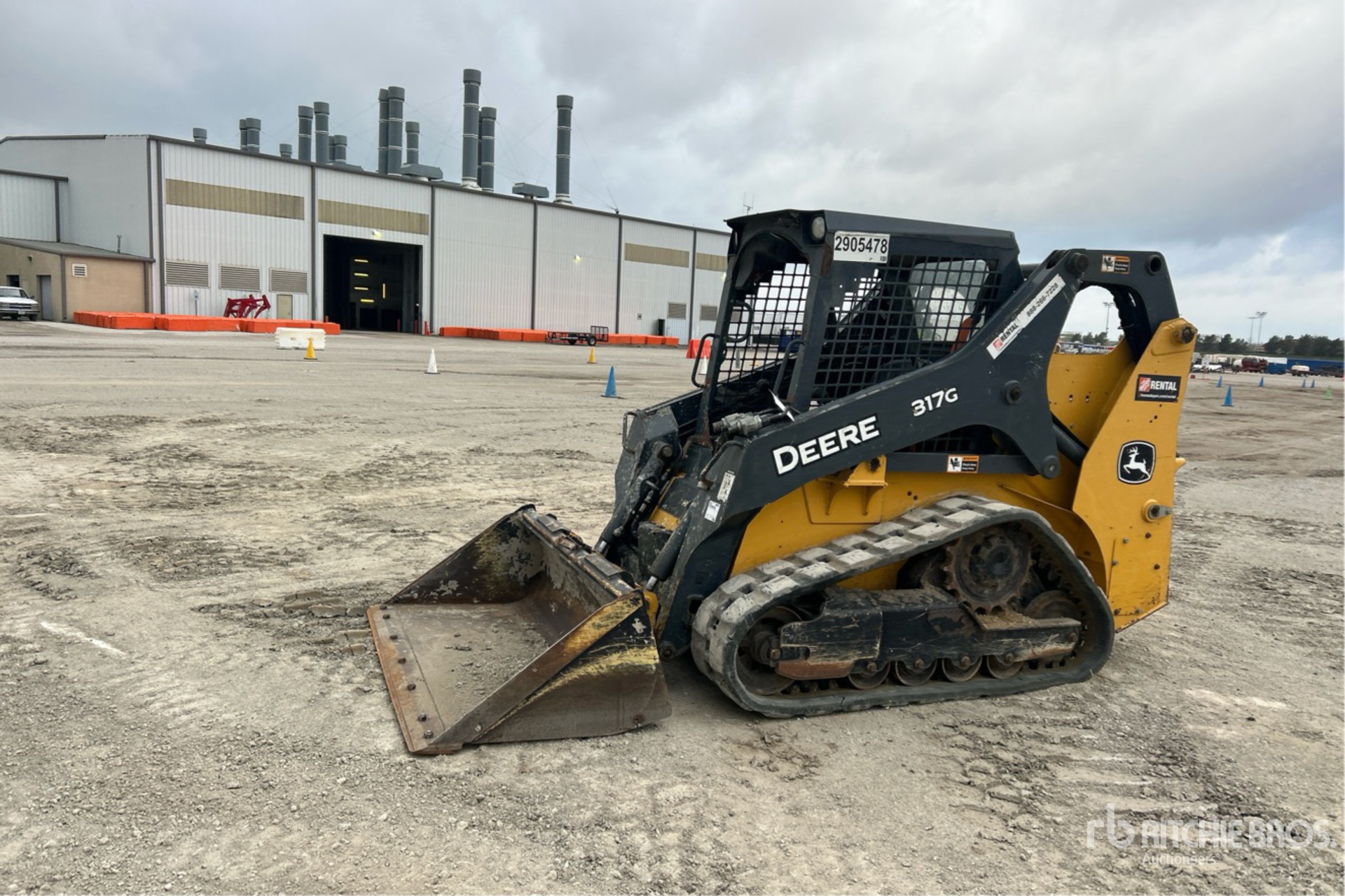 General Appearance with Picture, Left Front Corner