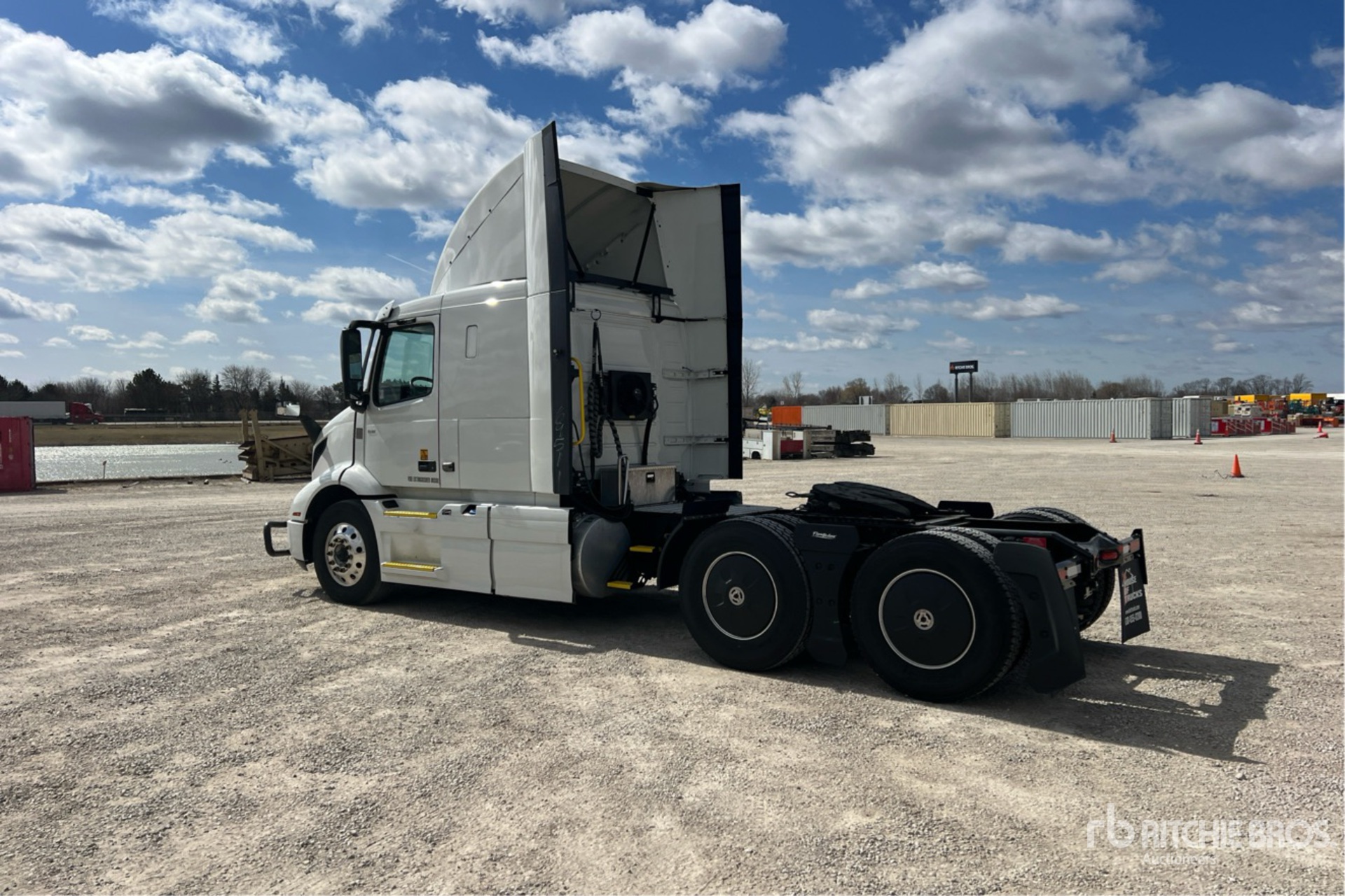 General Appearance with Image, coin arrière gauche