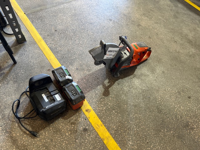 2022 Husqvarna K1 PACE Battery powered saw (Inoperable)