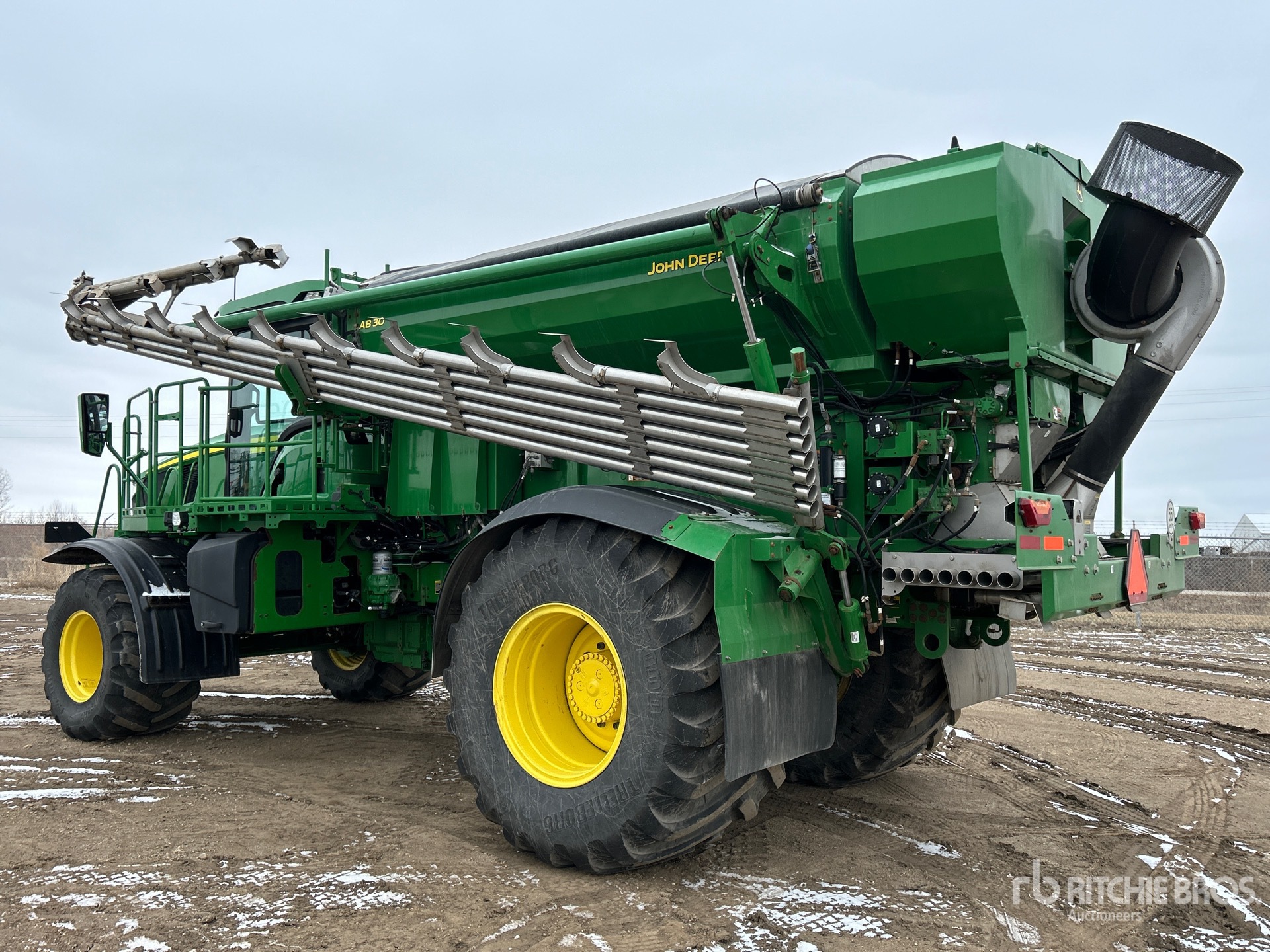 General Appearance with Bild, Ecke hinten links