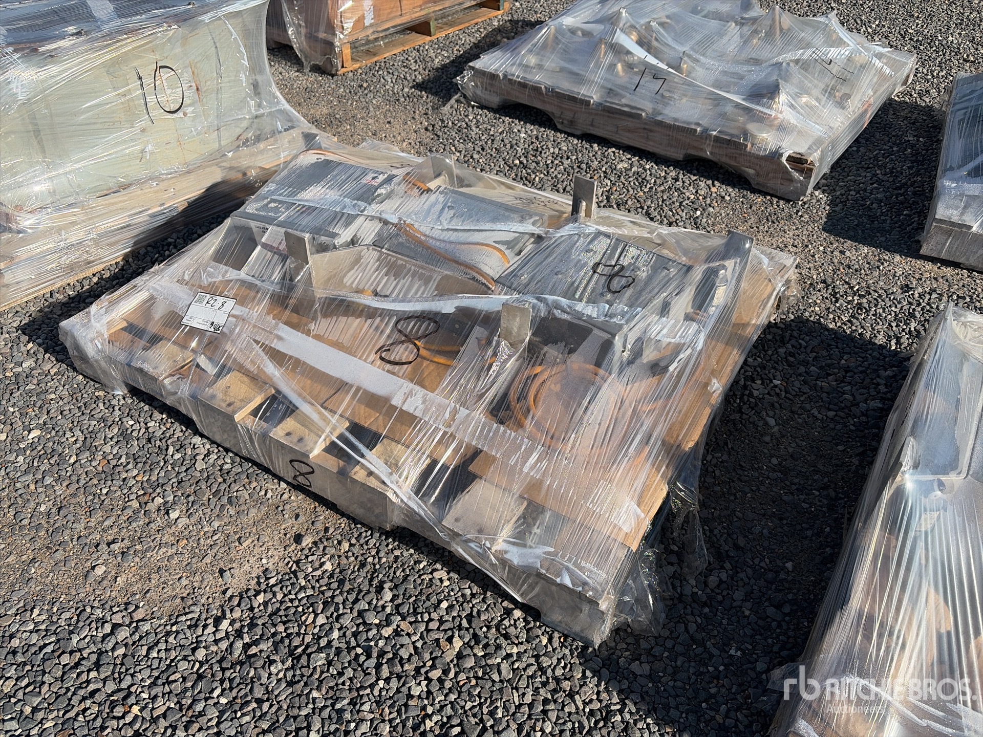 General Appearance with Bild, Ecke hinten rechts