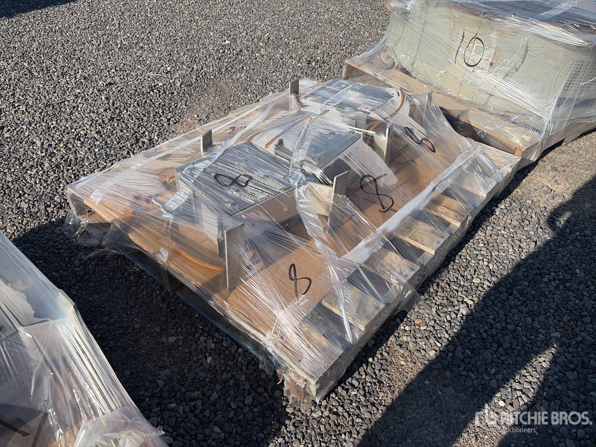 General Appearance with Bild, Ecke vorne rechts