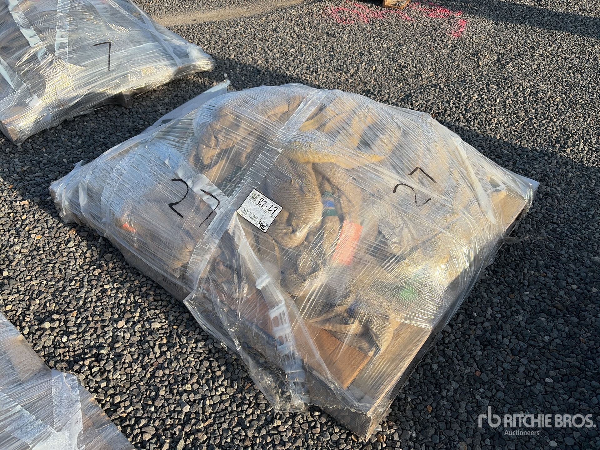 General Appearance with Foto, angolo posteriore sinistro