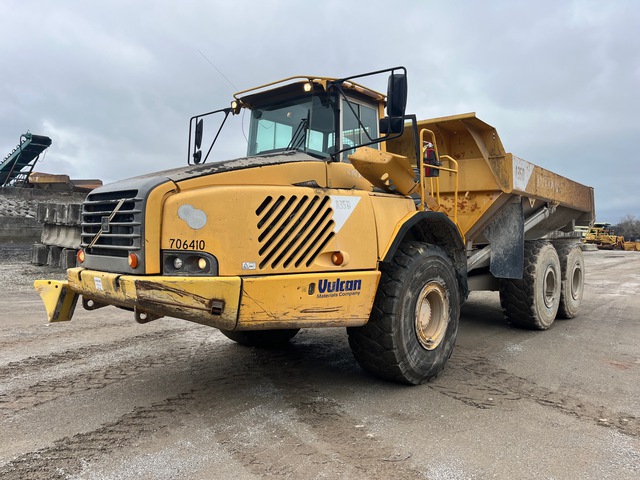 2001 Volvo A35D Articulated Dump Truck
