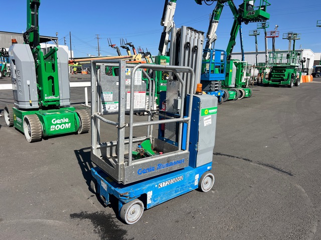 2017 Genie GR-20 Vertical Mast Lift