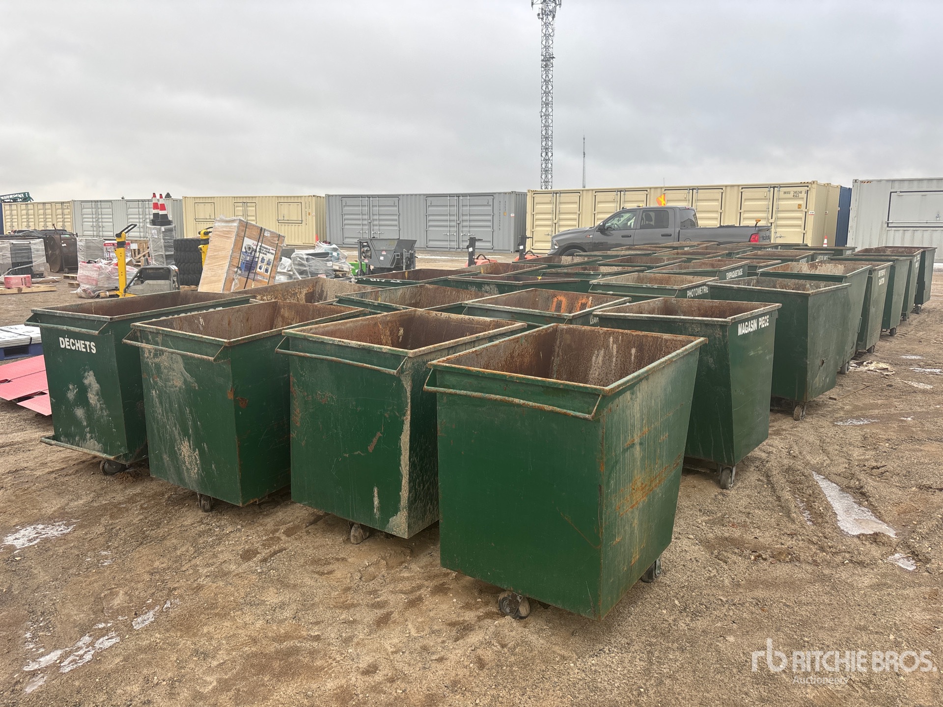 Aspect général with Image, coin arrière droit