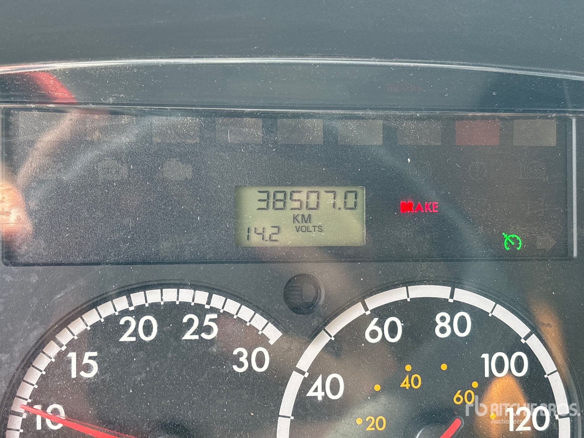 2013 Freightliner M2