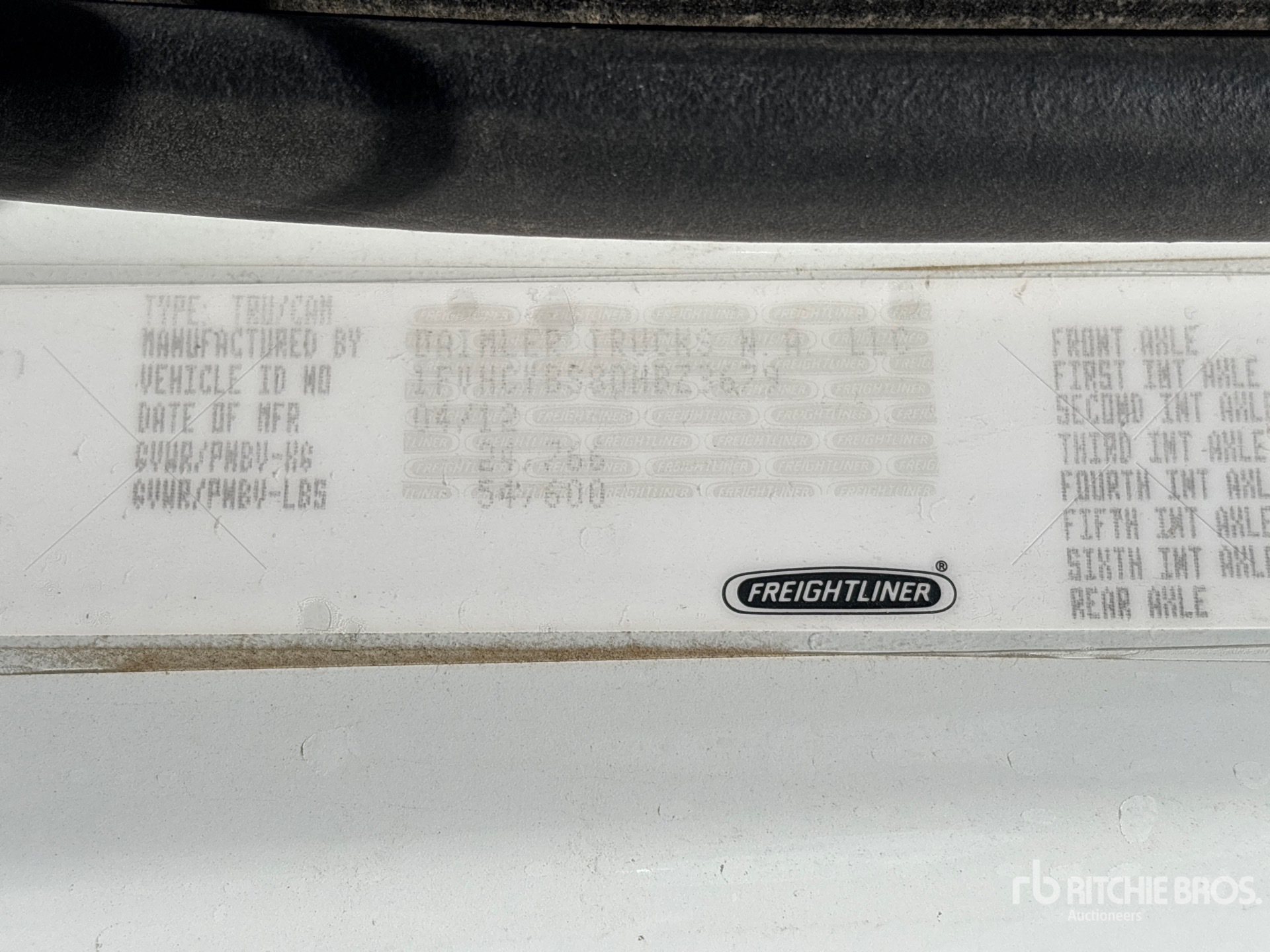 2013 Freightliner M2