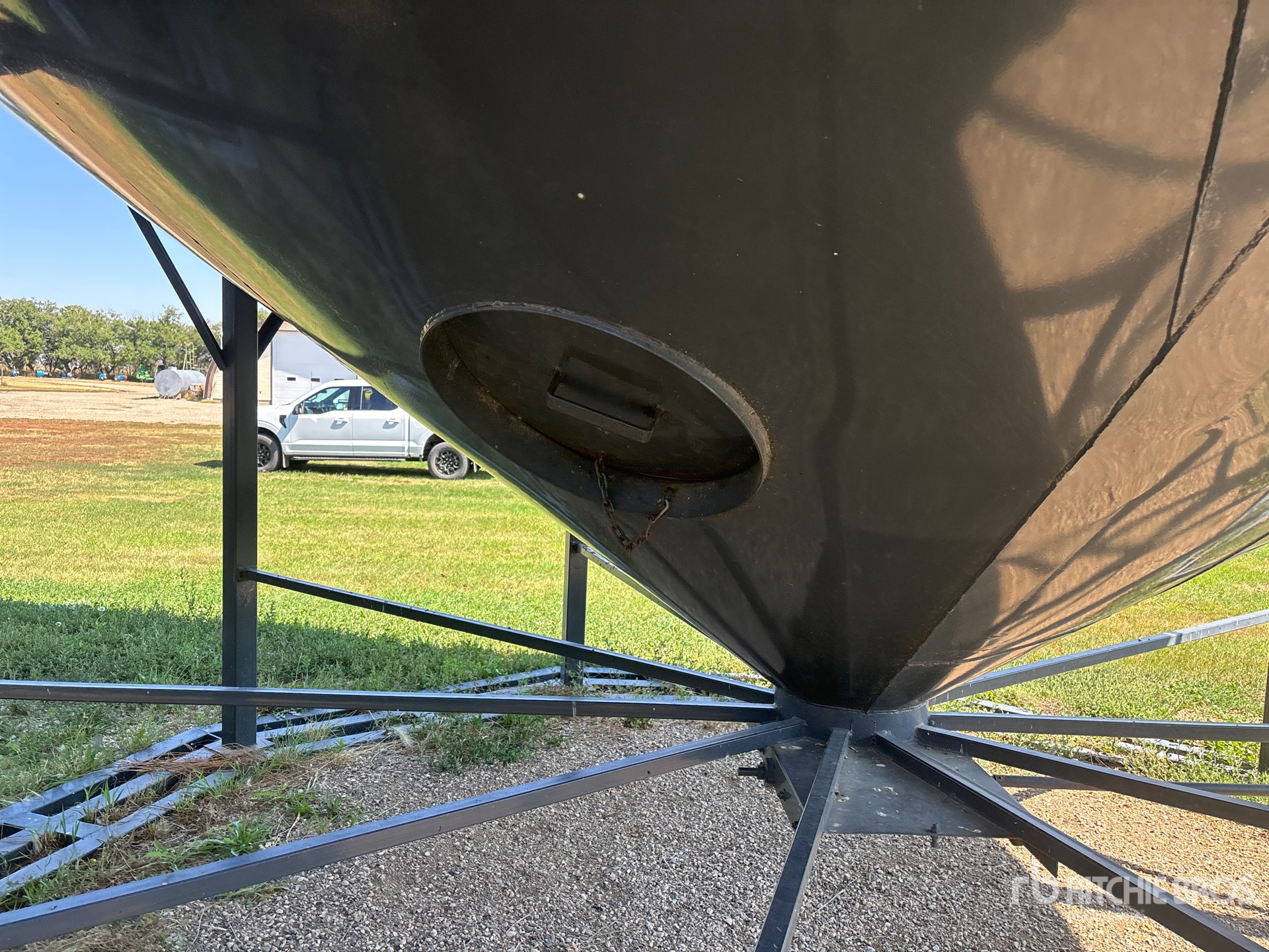 Westor +/- 4900 bu 5 Ring Hopper