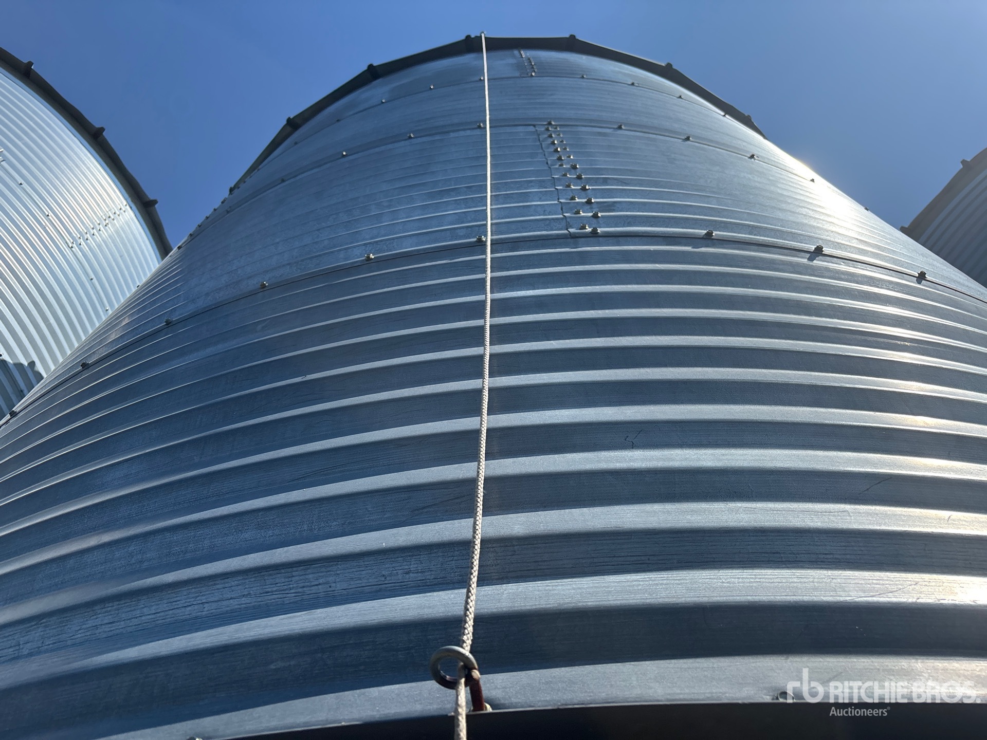 Westeel +/- 2600 BU 4 RING HOPPER