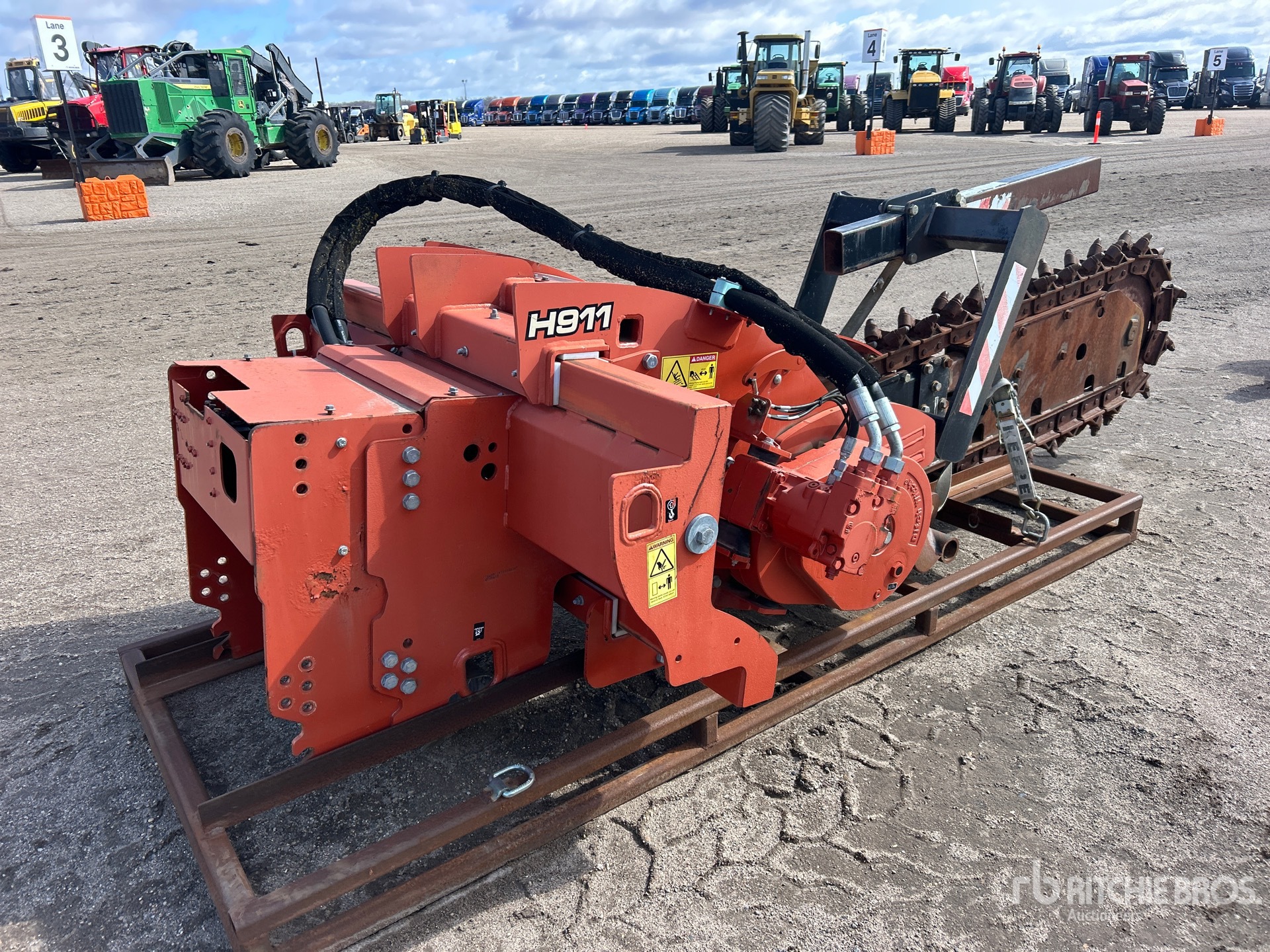 General Appearance with Picture, Right Rear Corner