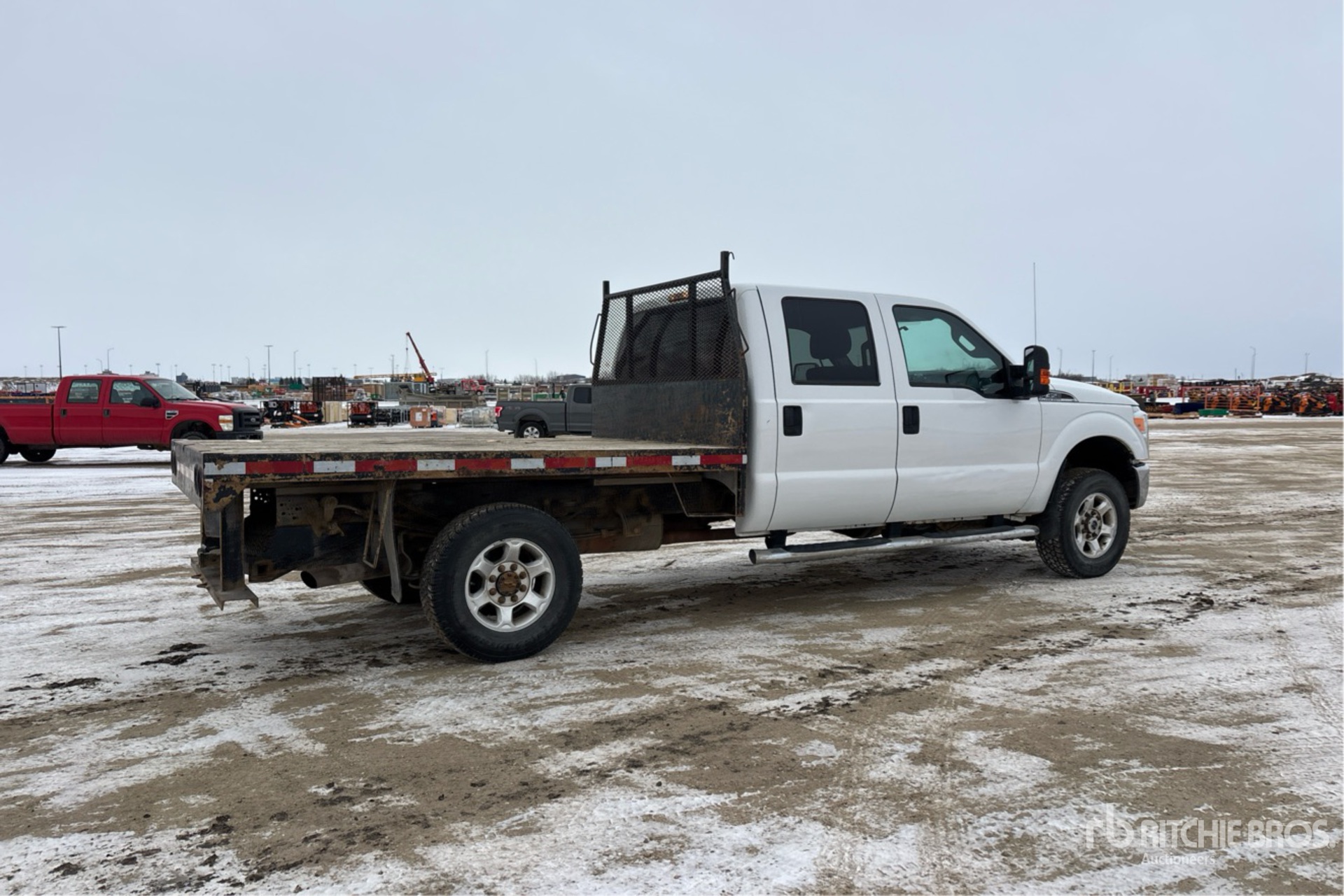 Aspect général with Image, coin arrière droit