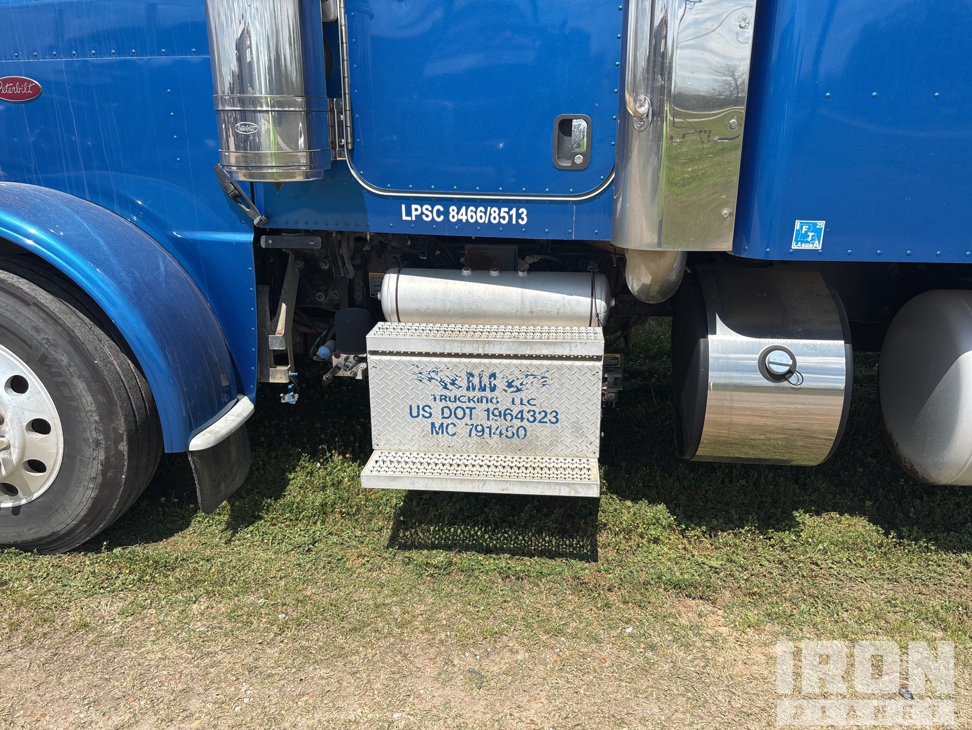 2014 Peterbilt 388