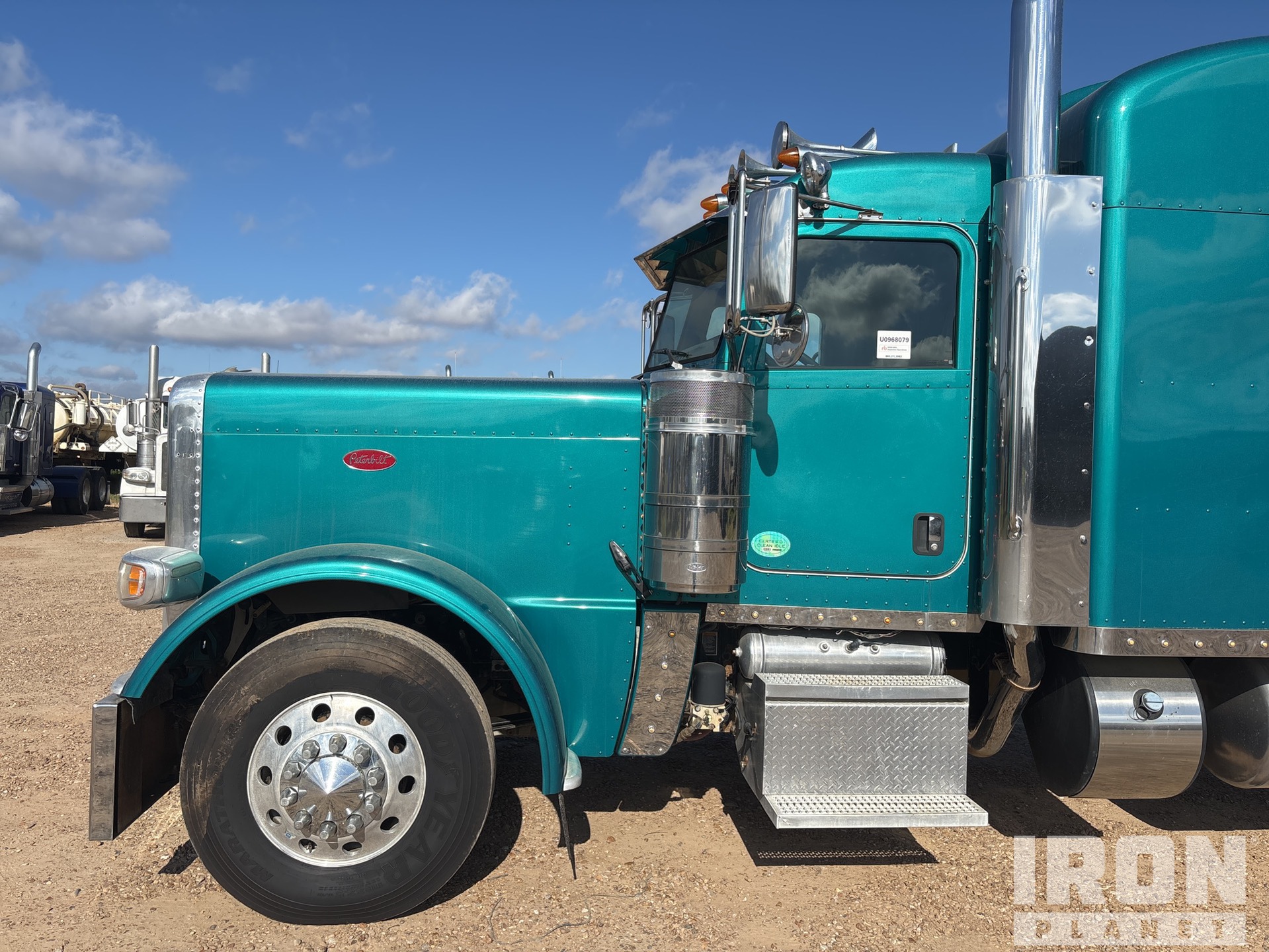 2018 Peterbilt 389