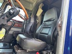 Cab with Seats/armrests